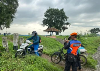 Antisipasi Gangguan Perjalanan, KAI Daop 3 Cirebon Gencarkan Patroli Udara dan Segel Perlintasan Ilegal