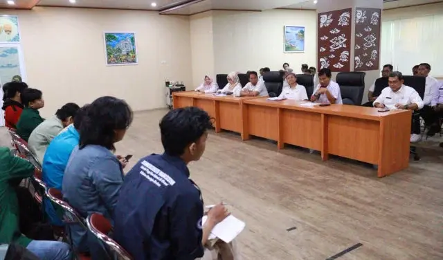 Pahami Dinamika Pembangunan: Wali Kota Ajak Mahasiswa Berpartisipasi dalam Dialog Terbuka