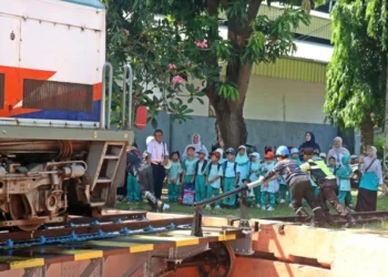Daop 3 Cirebon Perkenalkan Perkeretaapian kepada Anak-Anak Melalui Kunjungan Edukatif