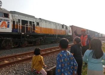 Menjaga Keselamatan Bersama: Imbauan PT Kereta Api Indonesia Saat Liburan Sekolah